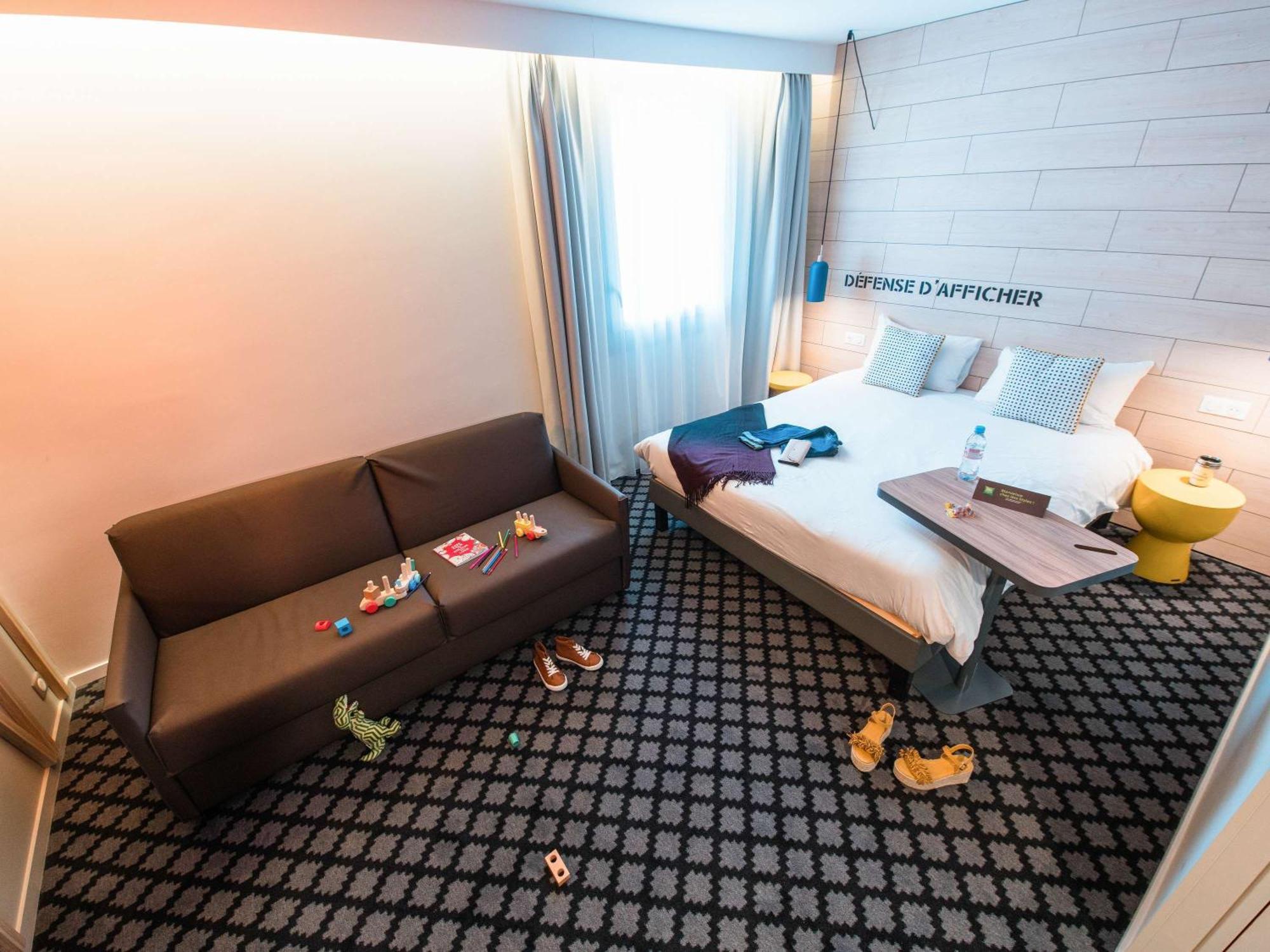 Ibis Styles Chalons En Champagne Centre Hotel Exterior foto